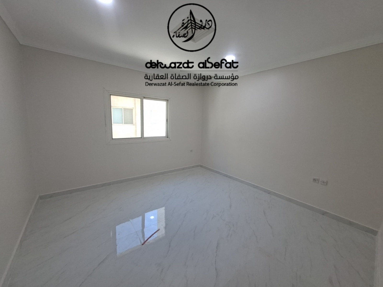 للإيجار دور أول بالسره من 4 غرف 2