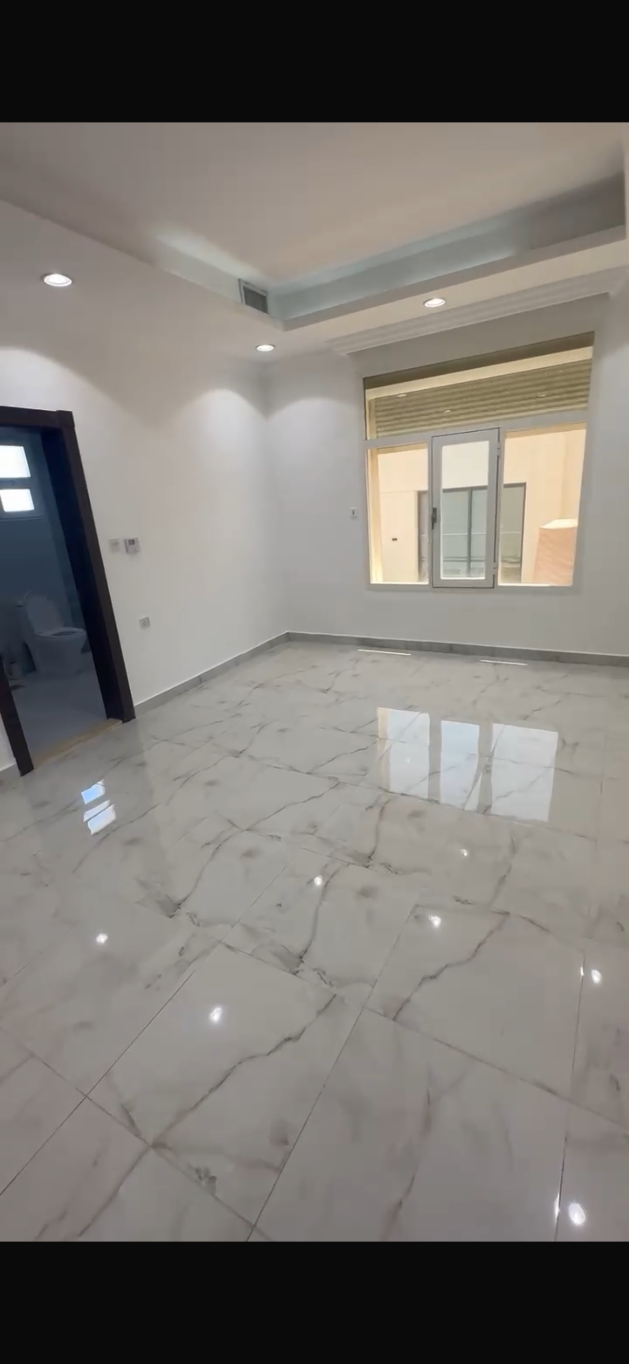 شقة بالدور الاخير للإيجار فى ابوفطيره 4