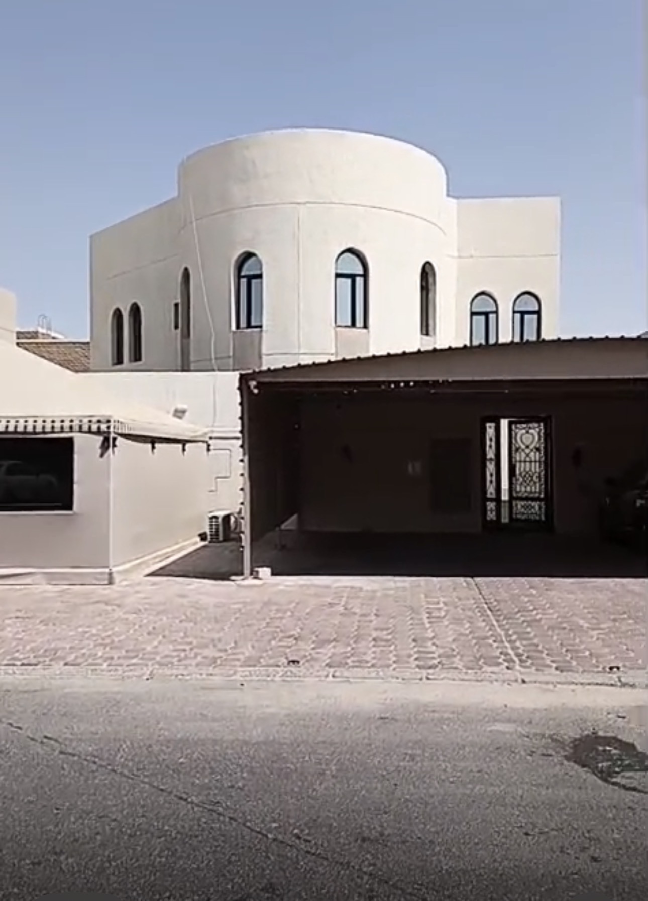 بيت حكومة للبيع فى صباح الاحمد السكنية 1
