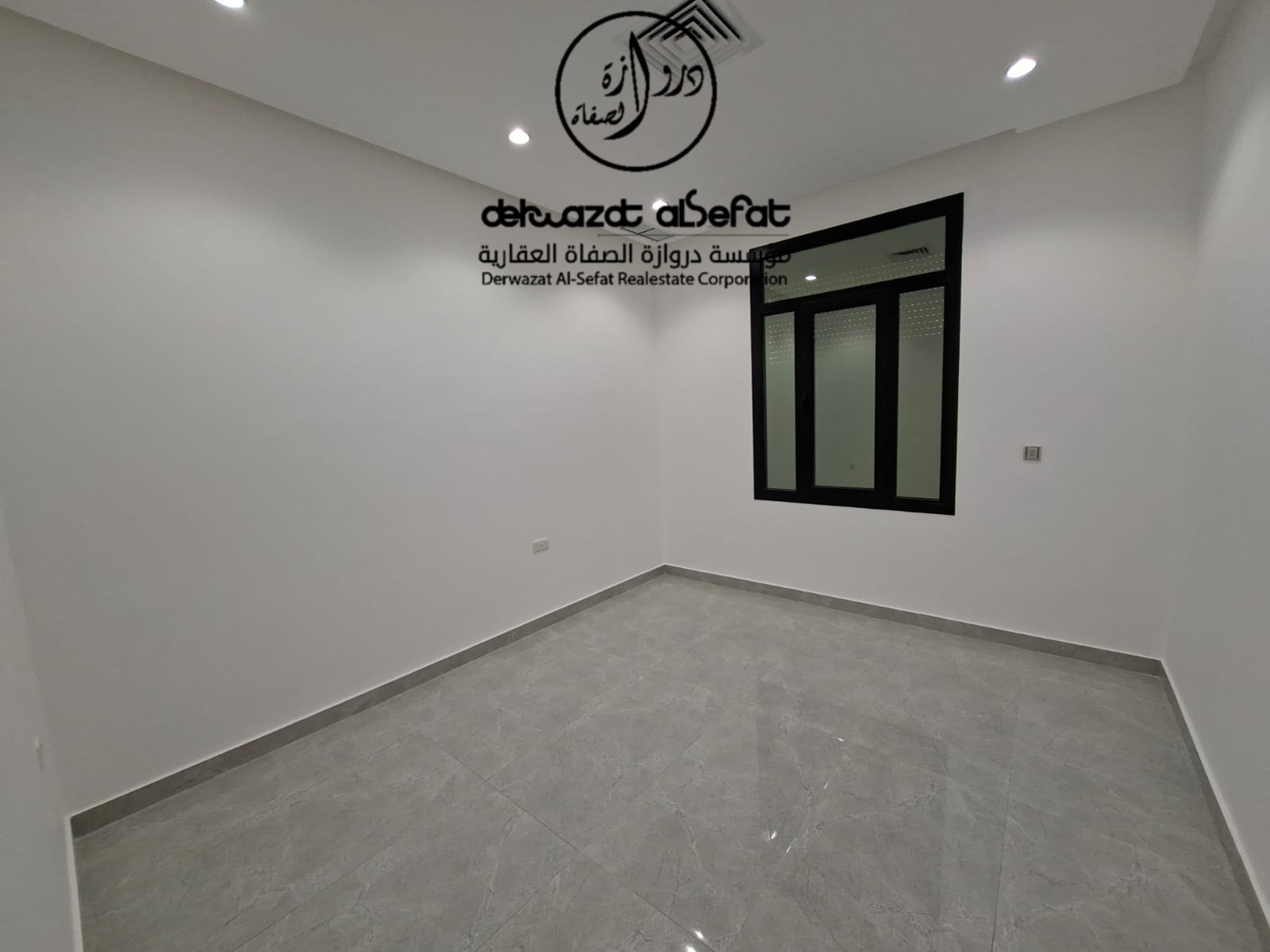 شقة دور أرضى للإيجار فى سلوى 3