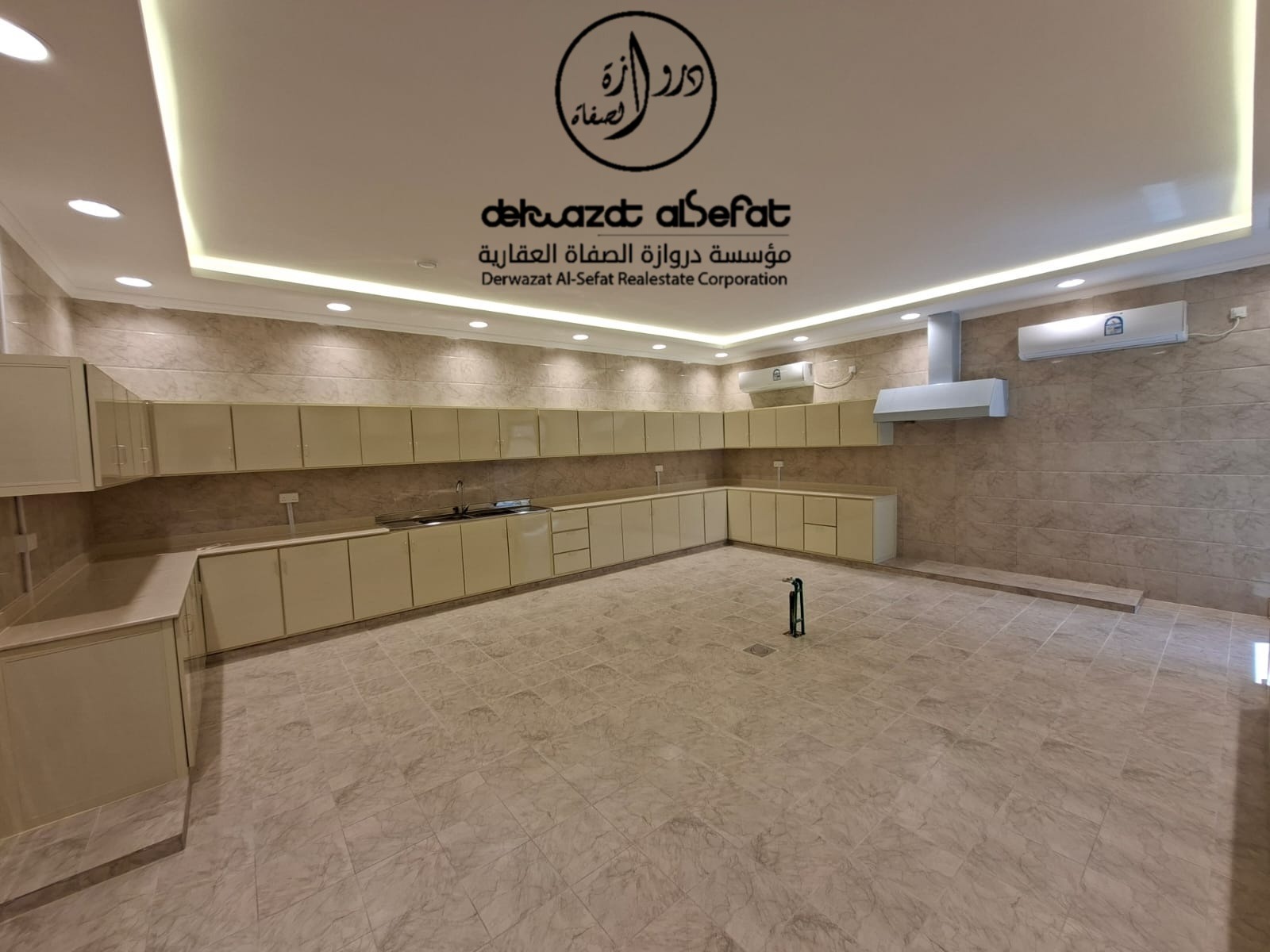 بيت للإيجار في الوفرة السكنية ارضي وأول 3