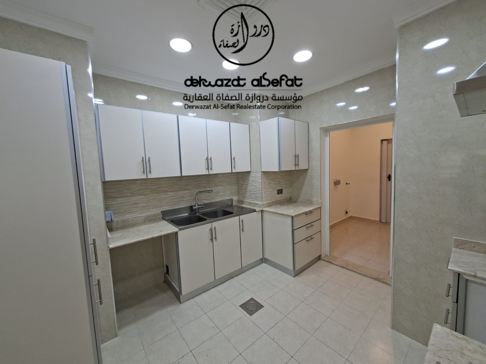 شقه بالدور الثانى للإيجار فى ابوفطيره 3