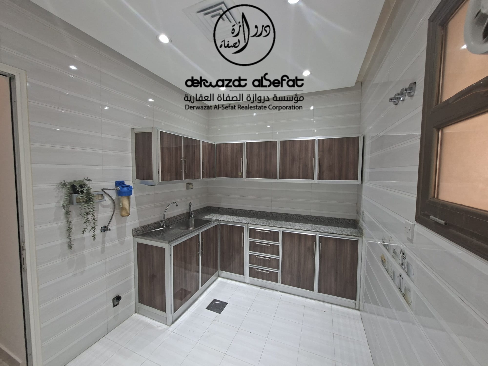 شقه بالدور الثانى للايجار فى الجابرية 4