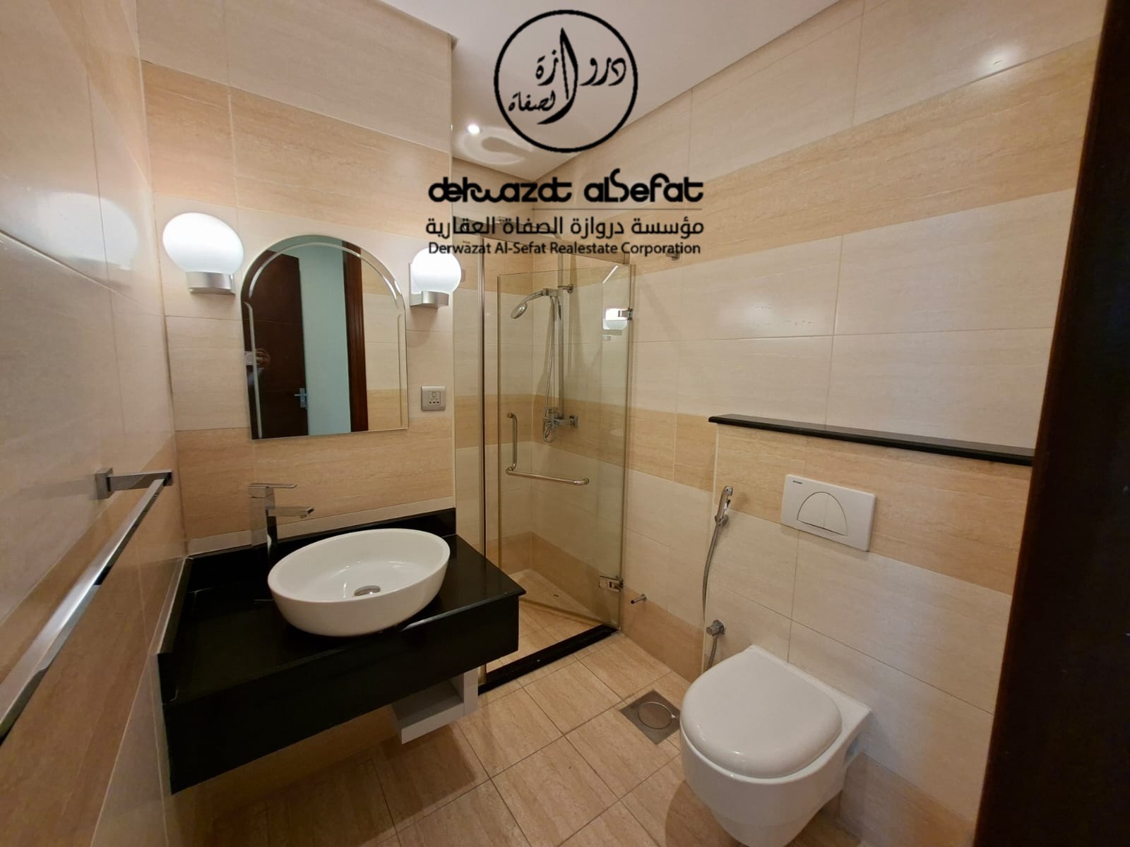 شقة للإيجار فى ميدان حولى 4