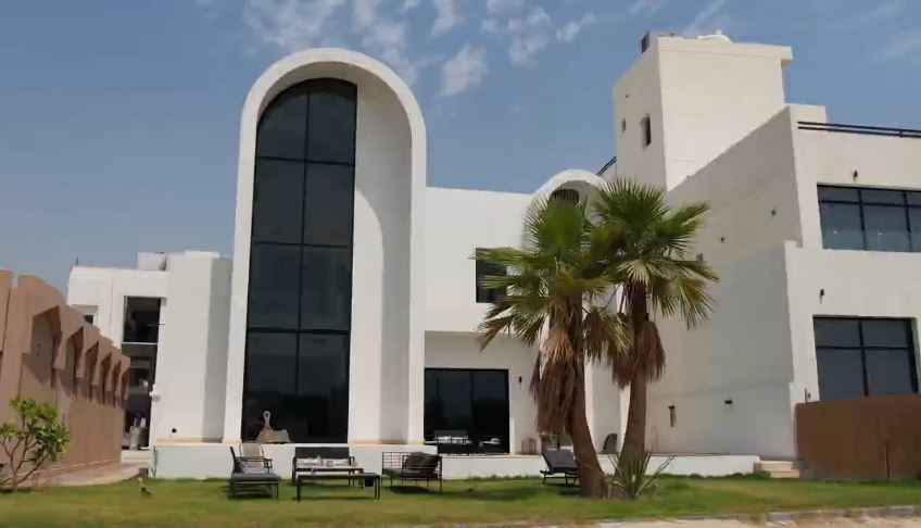 شاليه للبيع في صباح الاحمد البحرية الرابعة 1