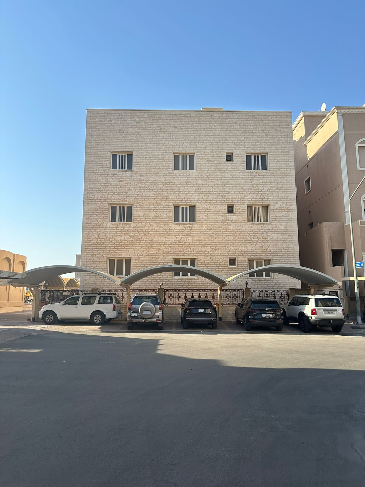 للبيع فيلا في ابوفطيره شارع وسكة محول 1