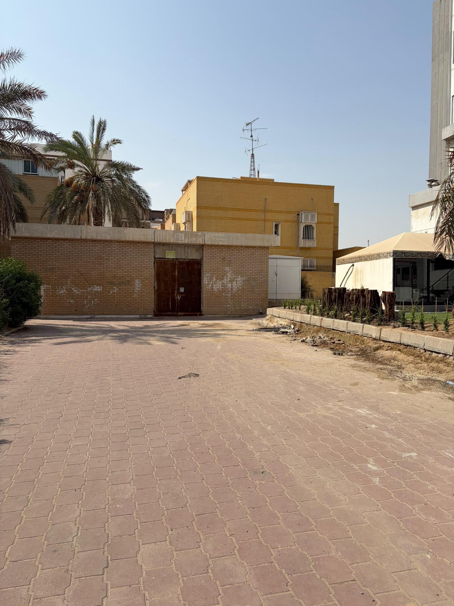 بيت حكومي للبيع بالقصور قطعة 3 2