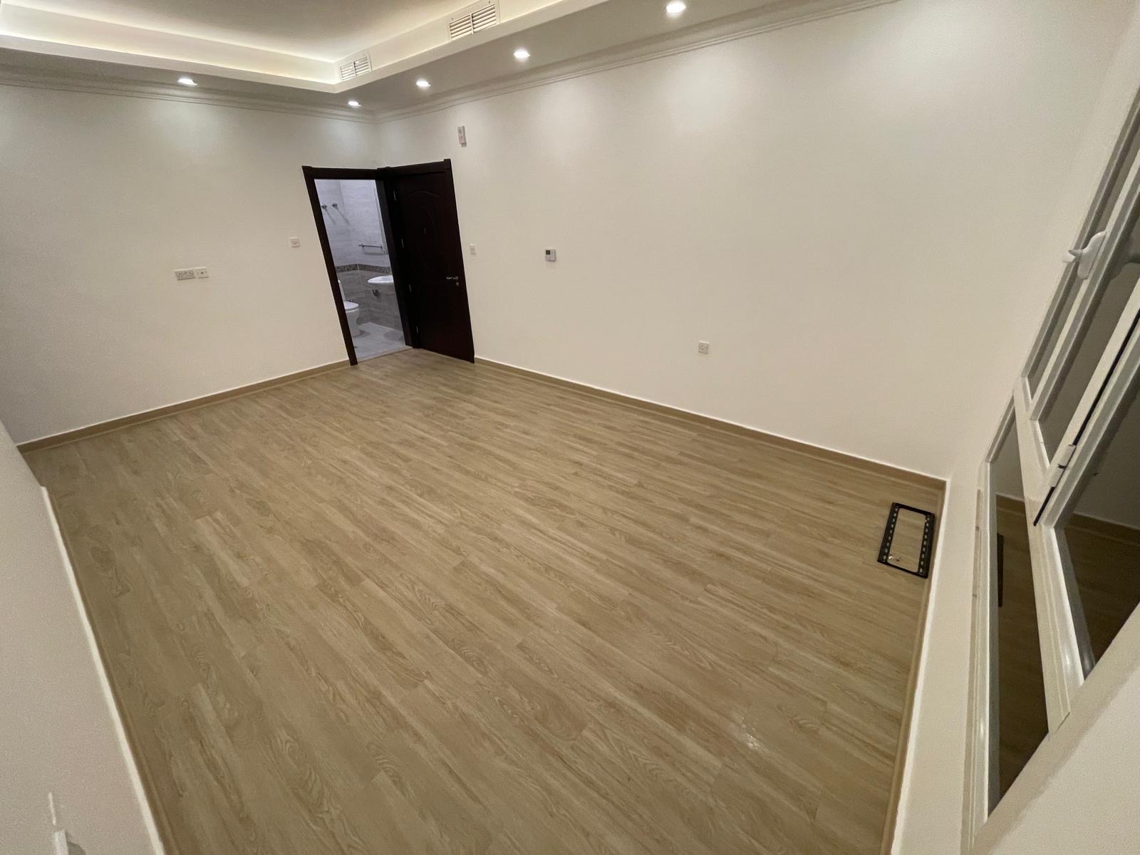 شقة للإيجار في حطين من 3 غرف 1