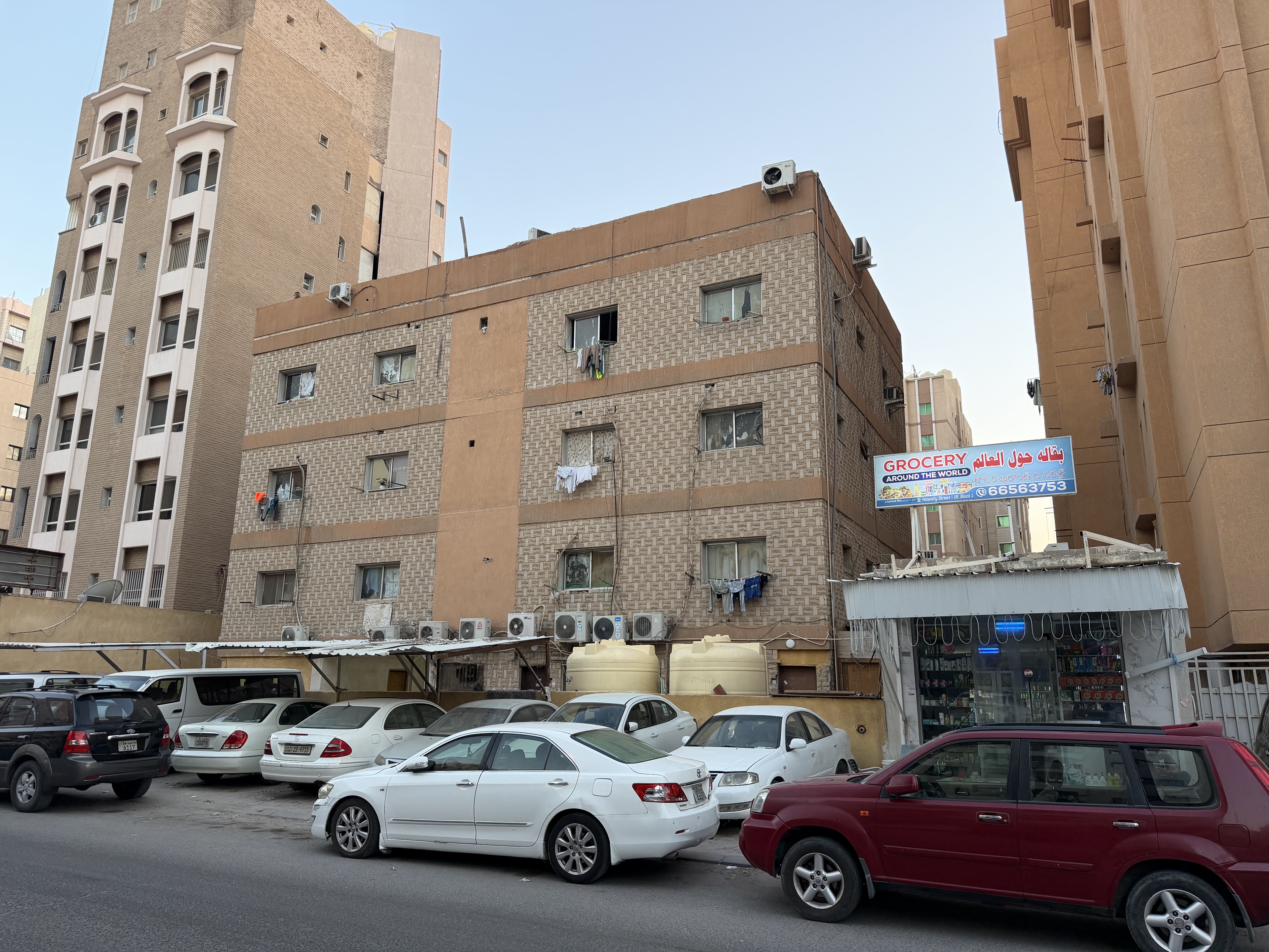 للبيع بناية هدام في حولي مؤجرة 1