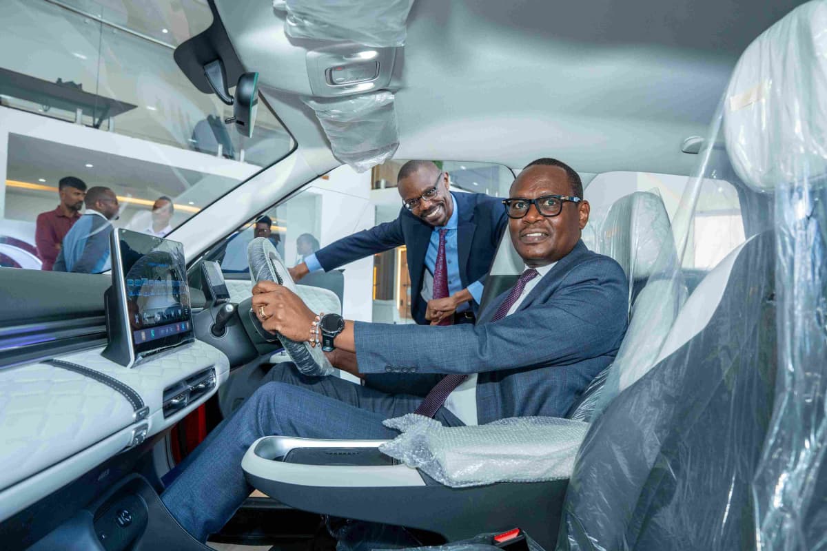 Gilbert Saggia, Director ePureMotion(left) and Lennox Mugambi, NCBA Group Director, Asset Finance & Business Solutions
