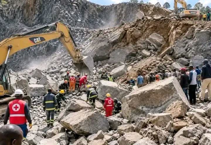 A photo showing fallen rocks and rescue efforts at Mutonga Quarry in Igoji, Meru County, following a fatal collapse, October 21, 2026. /NJAGAH WA HAMBAH