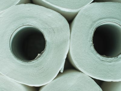 Hygienepapiere — Papierhandtücher, Toilettenpapier, Rollen