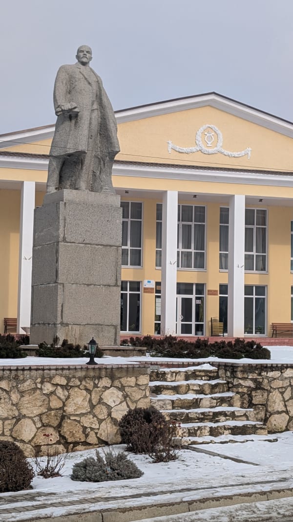Statue - Lenin - Rașcov