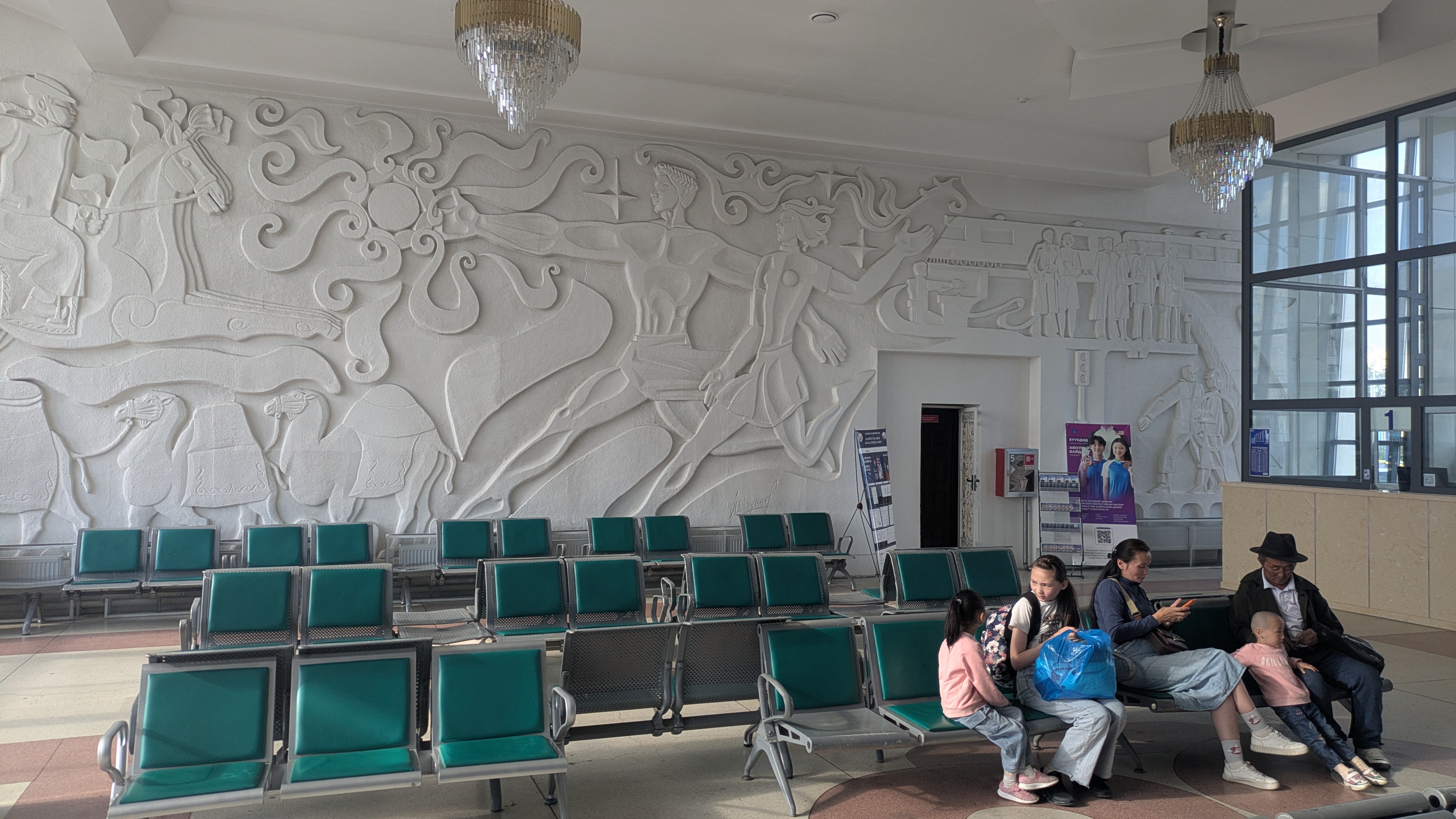 Soviet Synthesis: How Decorative Art Shaped the Built Interior
