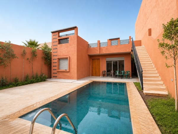 Villa — Villa Himri avec piscine et terrain de 300 m², route de Fès