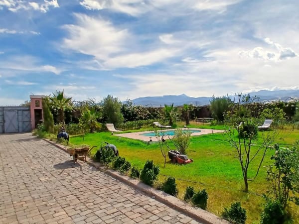 Villa — Villa Ourika avec piscine privée, grand jardin et vue sur l’Atlas