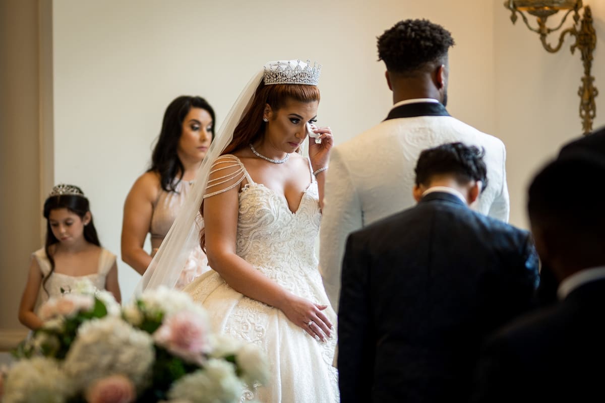 Cover Image for Legacy Castle Wedding Photography: A Photographer's Complete Guide (Pompton Plains, NJ)