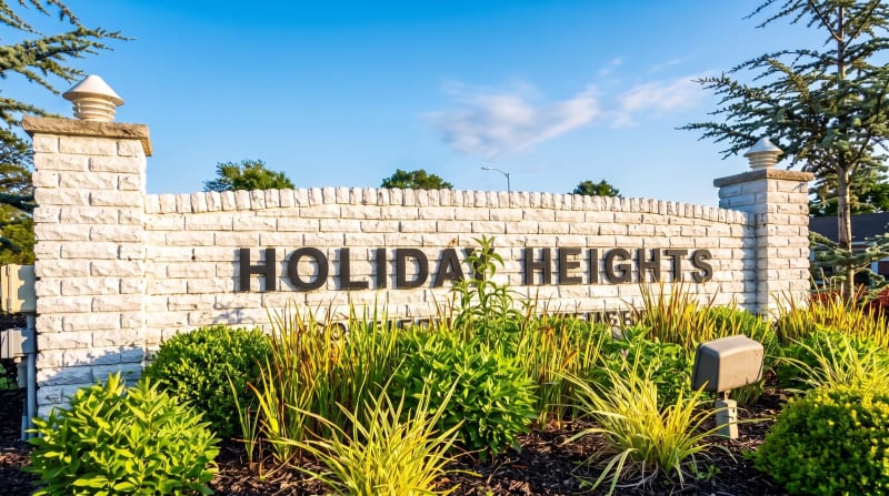 Holiday Heights – Photo 1