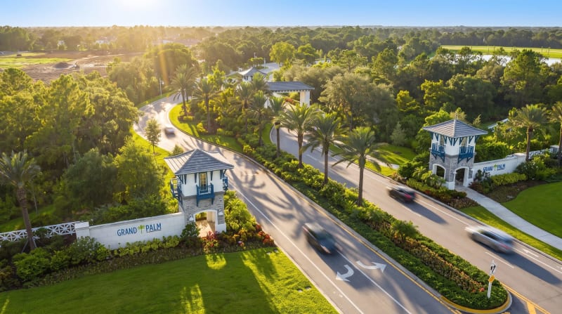 Grand Palm – Photo 1