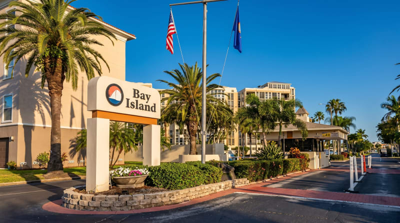 Bay Island – Photo 1