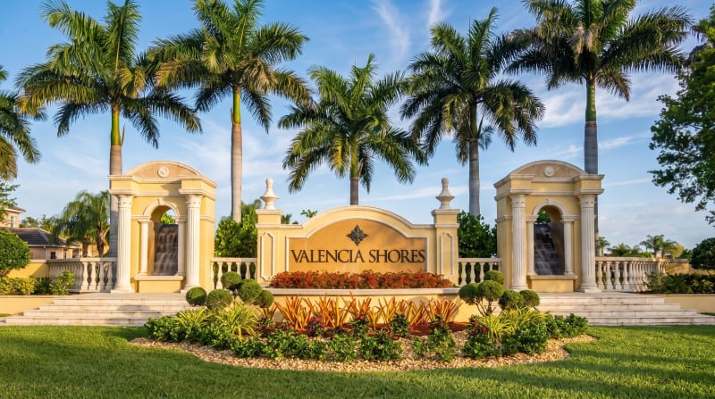 Valencia Shores – Photo 1