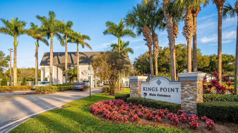 Kings Point – Photo 1