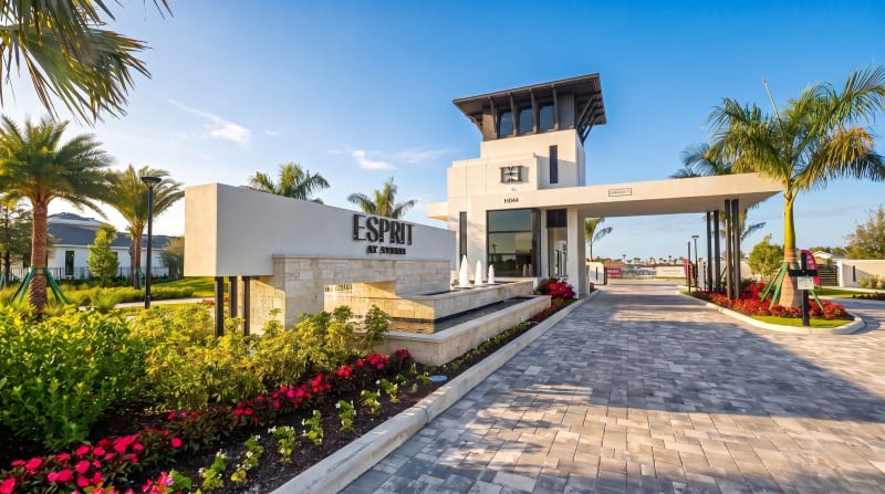 Esprit at Avenir – Photo 1