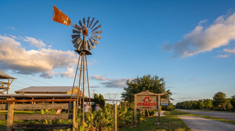 Starkey Ranch – Photo 1
