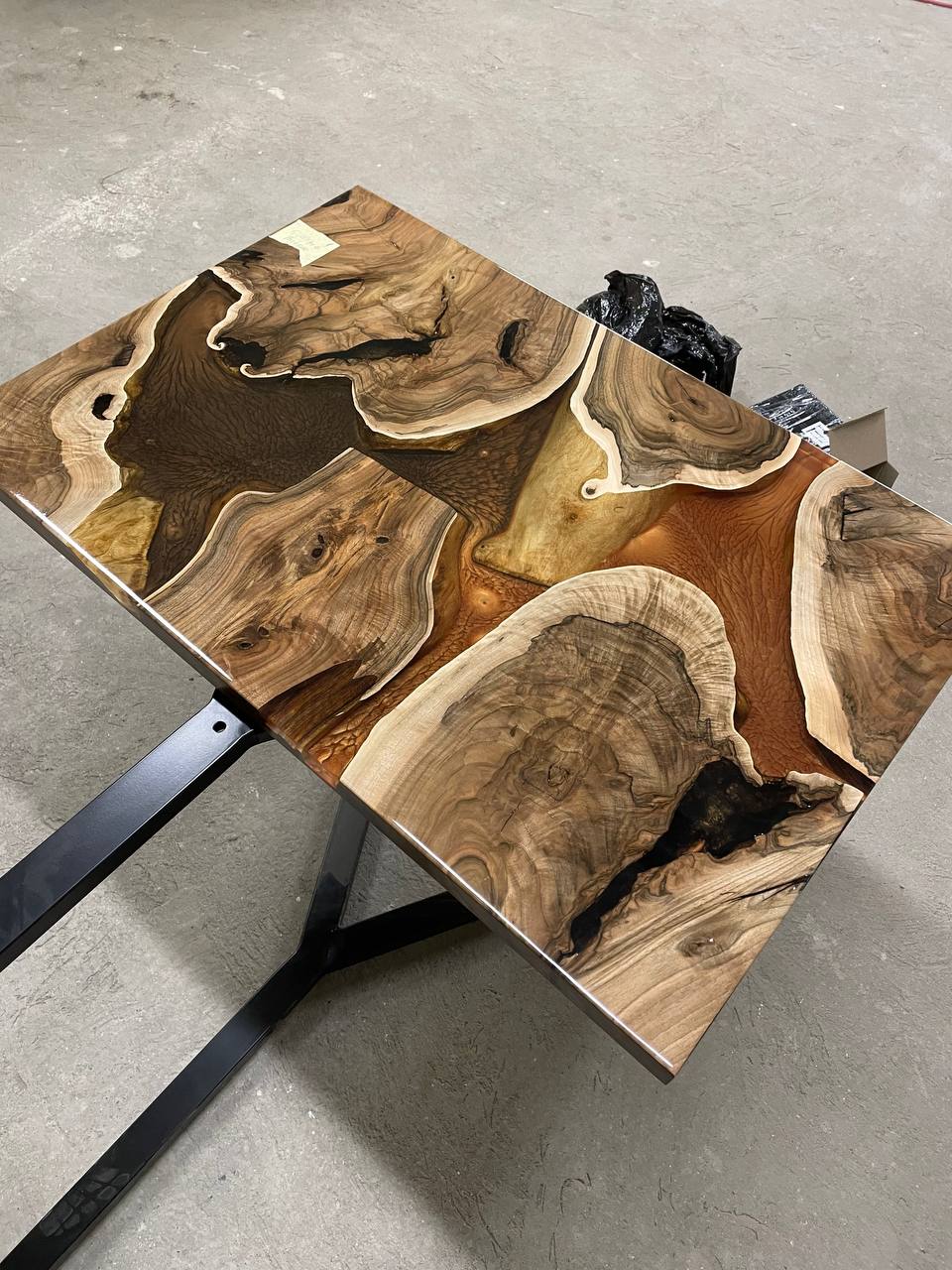 Фото столів зі слебів