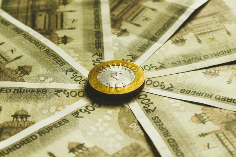 Rupee climbs to 95.64 against US dollar; Iran sanctions, crude prices in focus