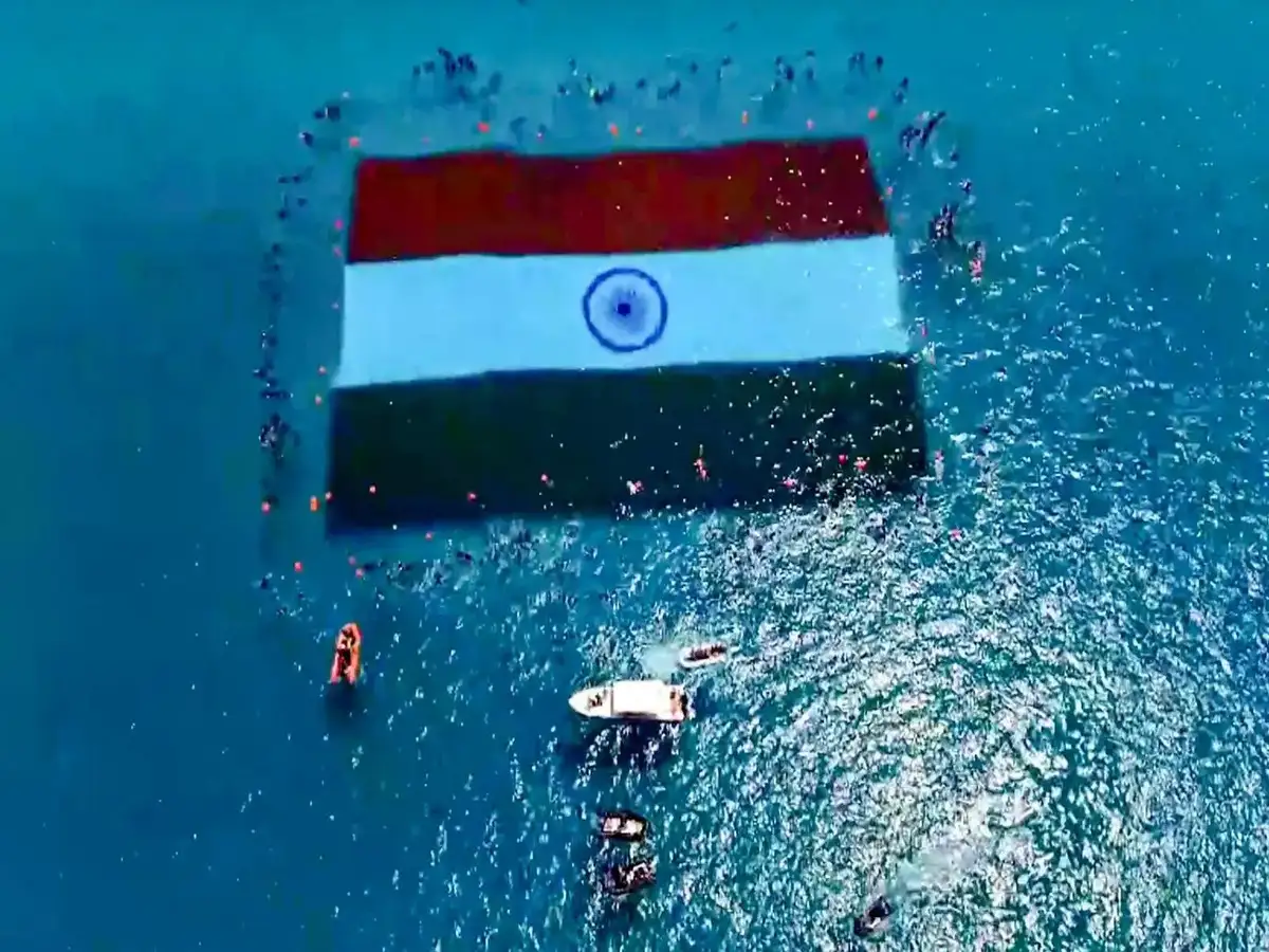 Andaman and Nicobar Islands Set Guinness World Record by Unfurling Largest Underwater National Flag