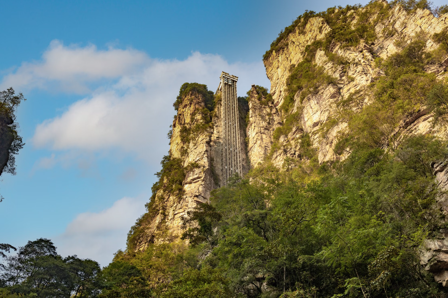 Bailong Elevator
