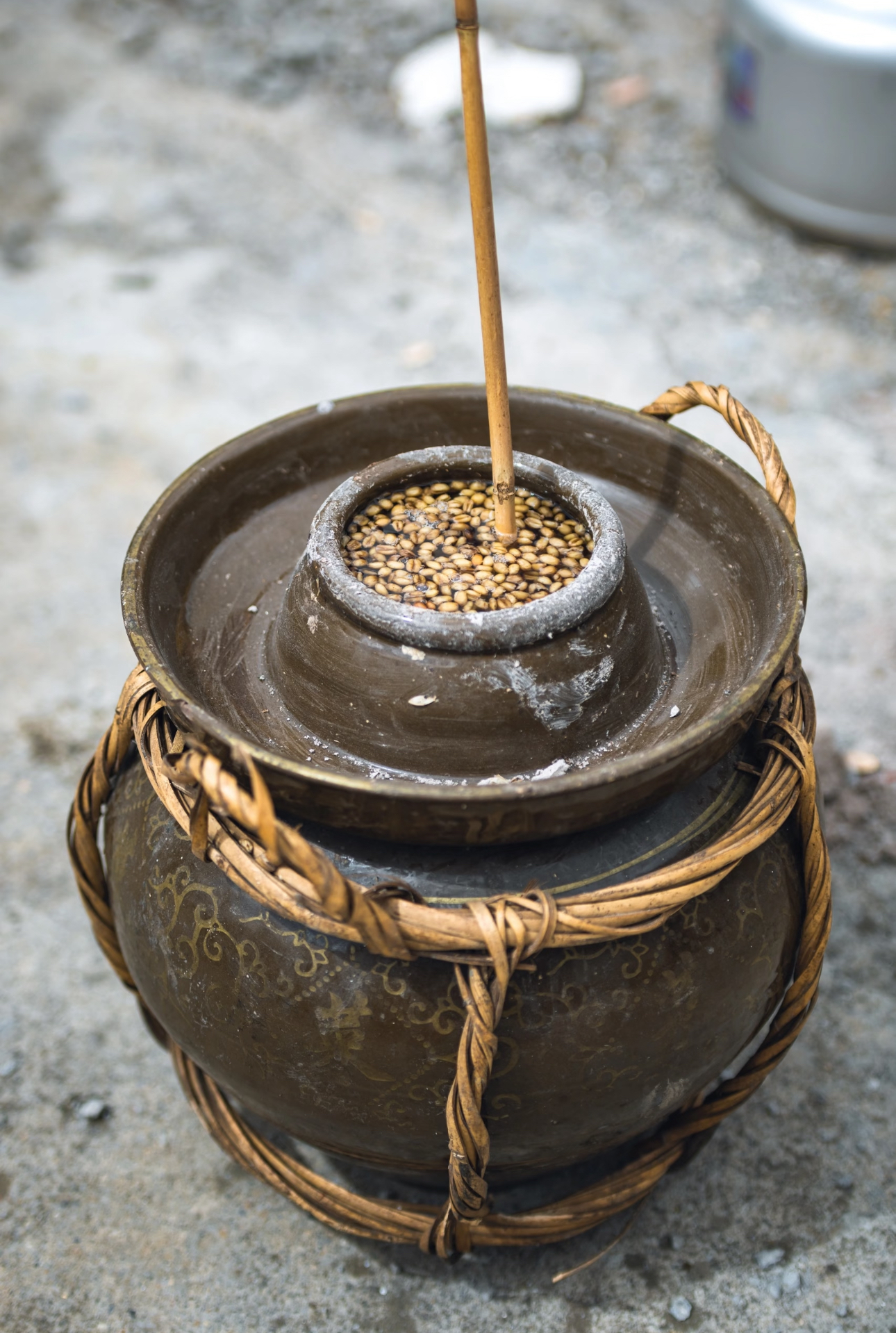 Za Jiu (bamboo-straw rice wine)