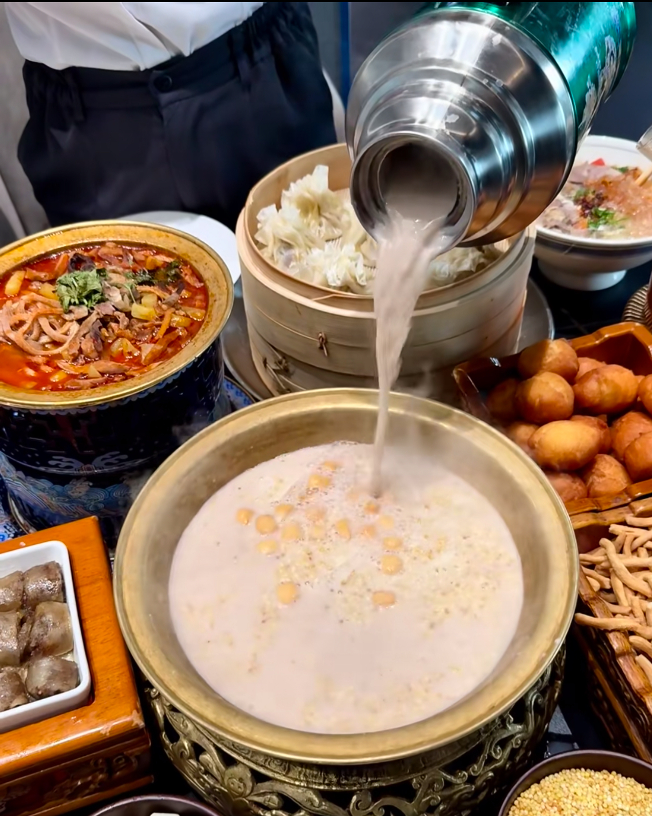 Mongolian Milk Tea & Cheese (奶茶与奶制品) in Ordos