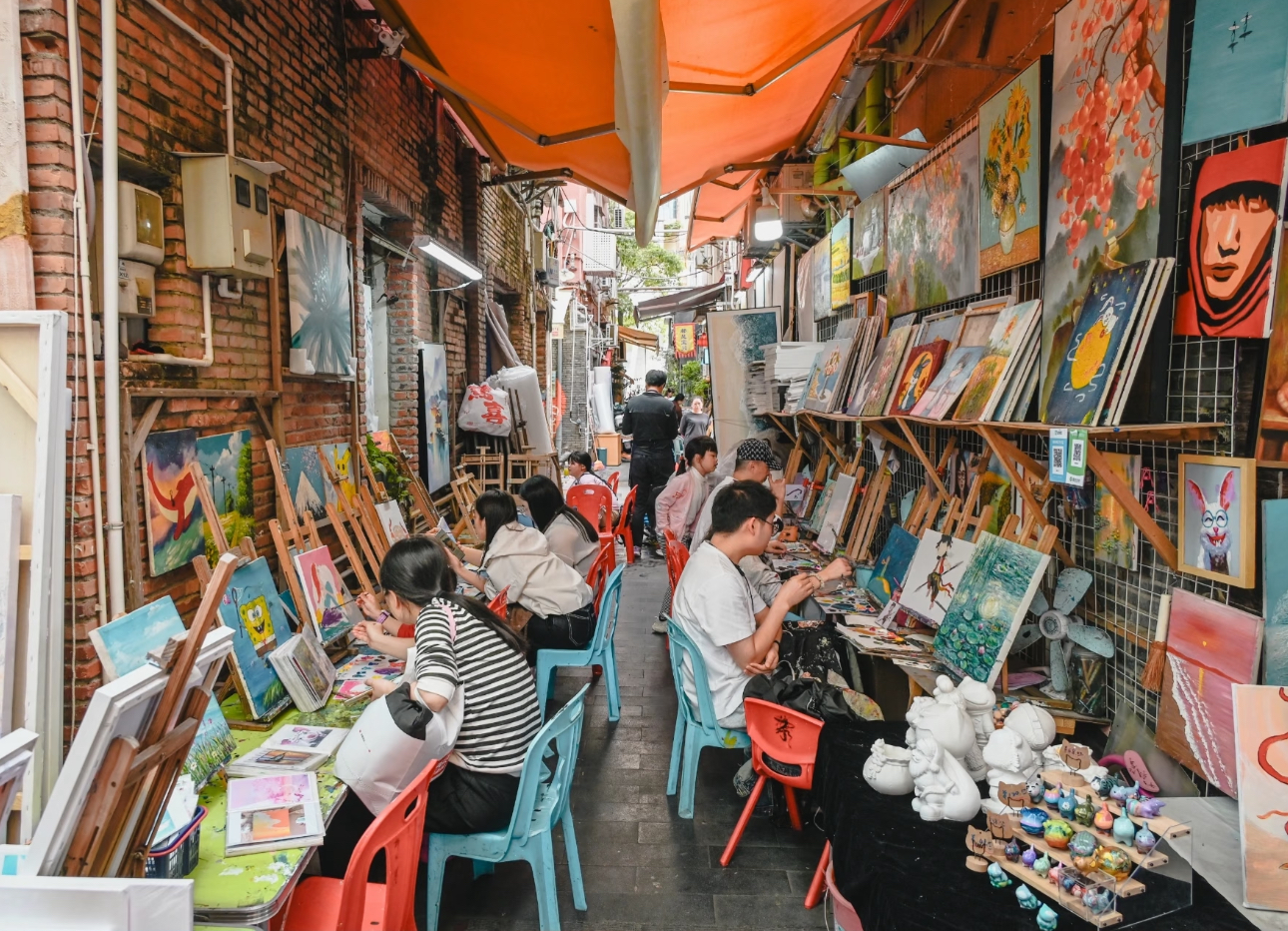 Dafen Oil Painting Village