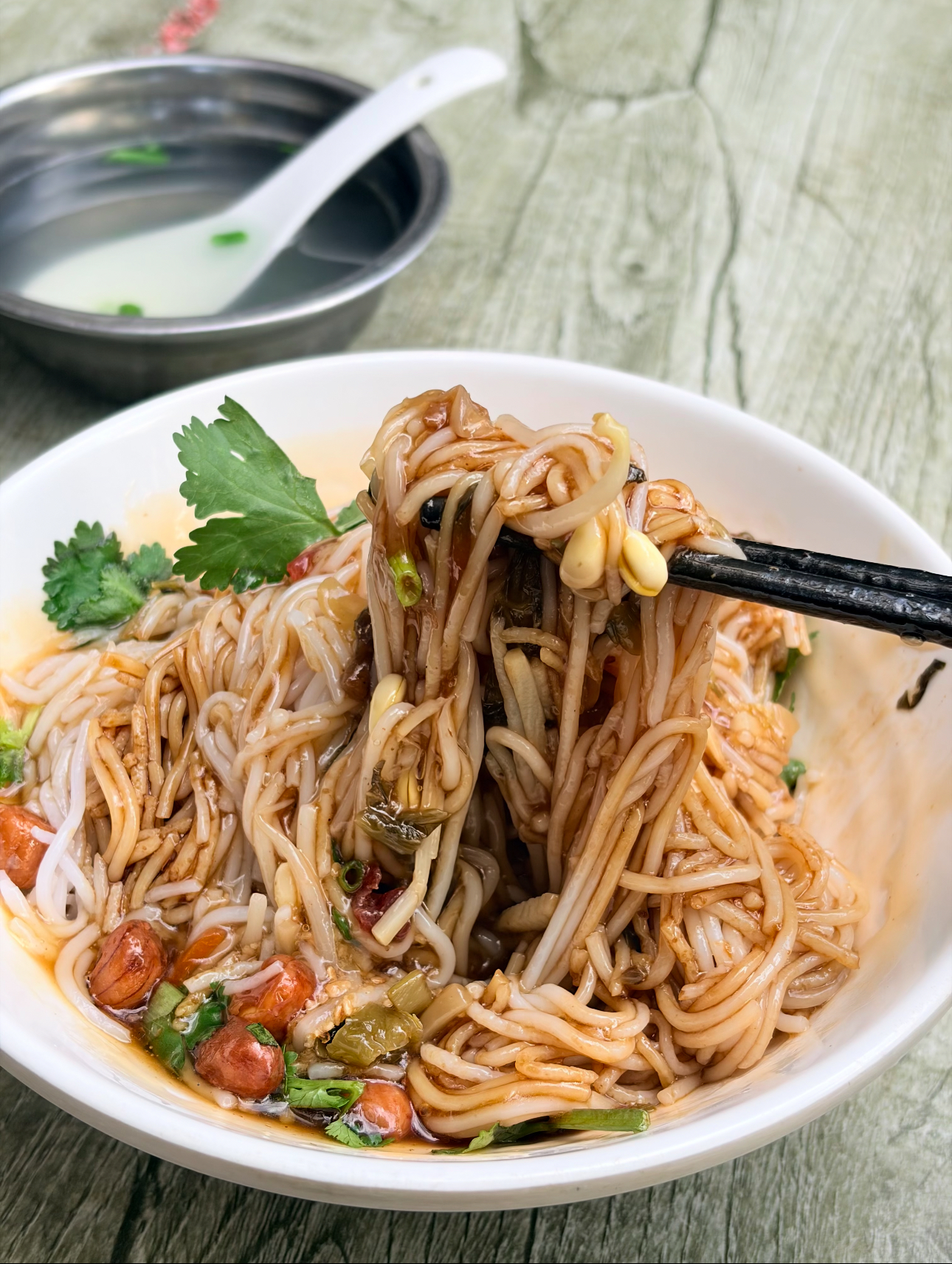 Hainan noodle soup