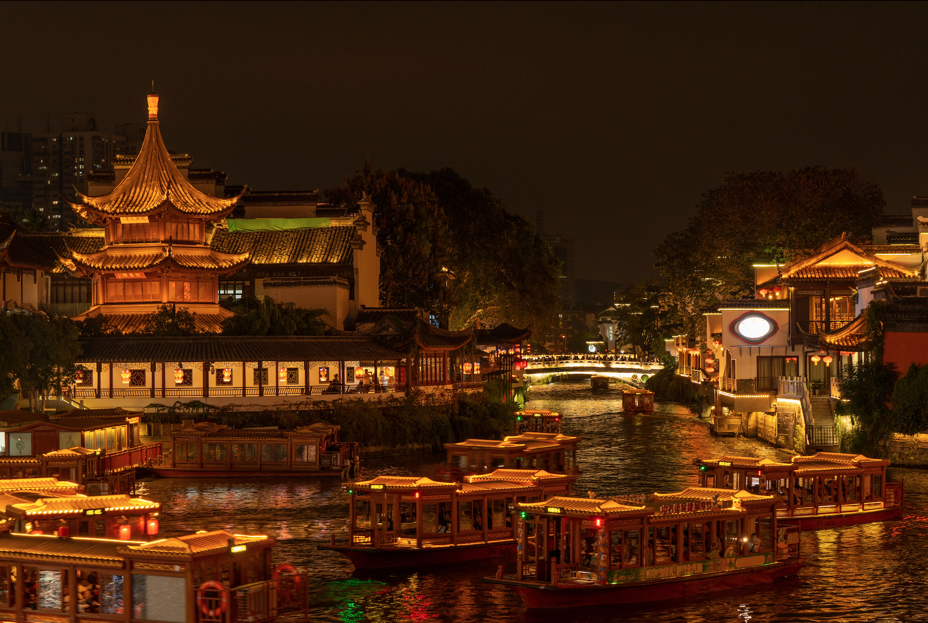 Confucius Temple and Qinhuai River
