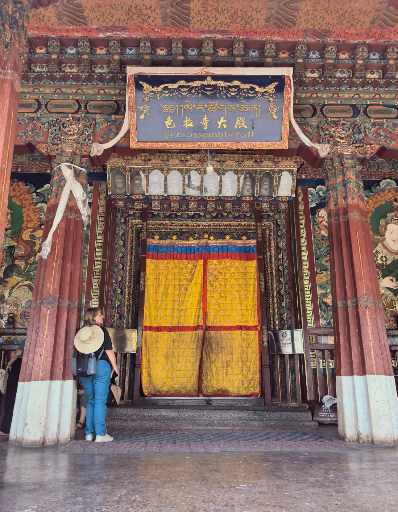Sera Monastery debating monks