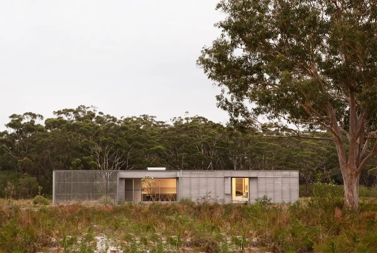Courtyard House thumbnail 2