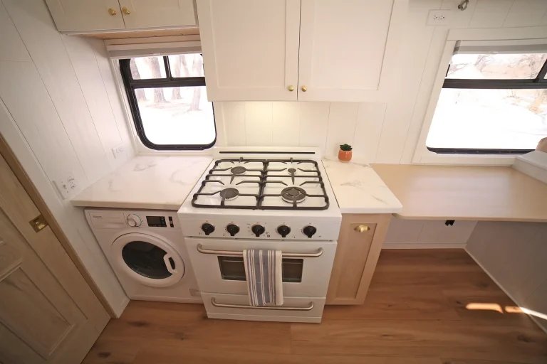 Skillion Tiny House thumbnail 3