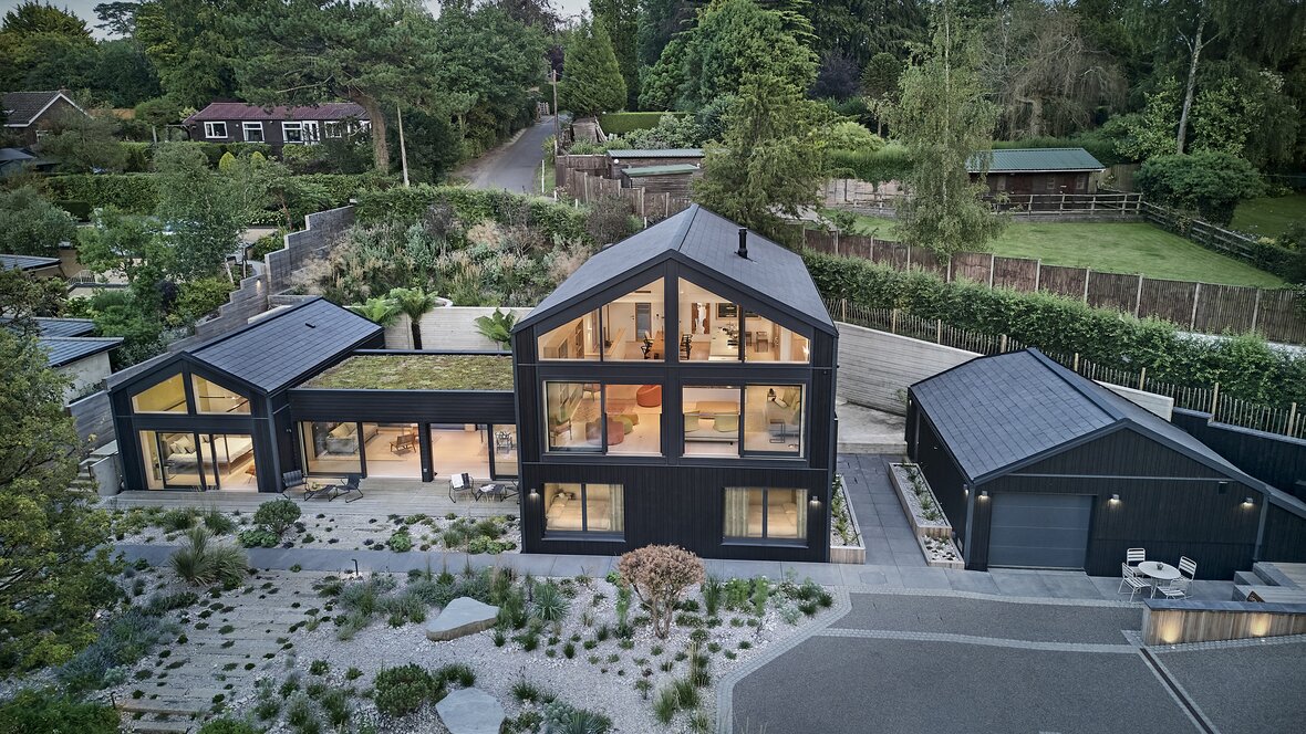 Country House thumbnail 3