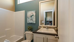 Broadmore Series / 28563B The Moraine with Optional Glamour Bath