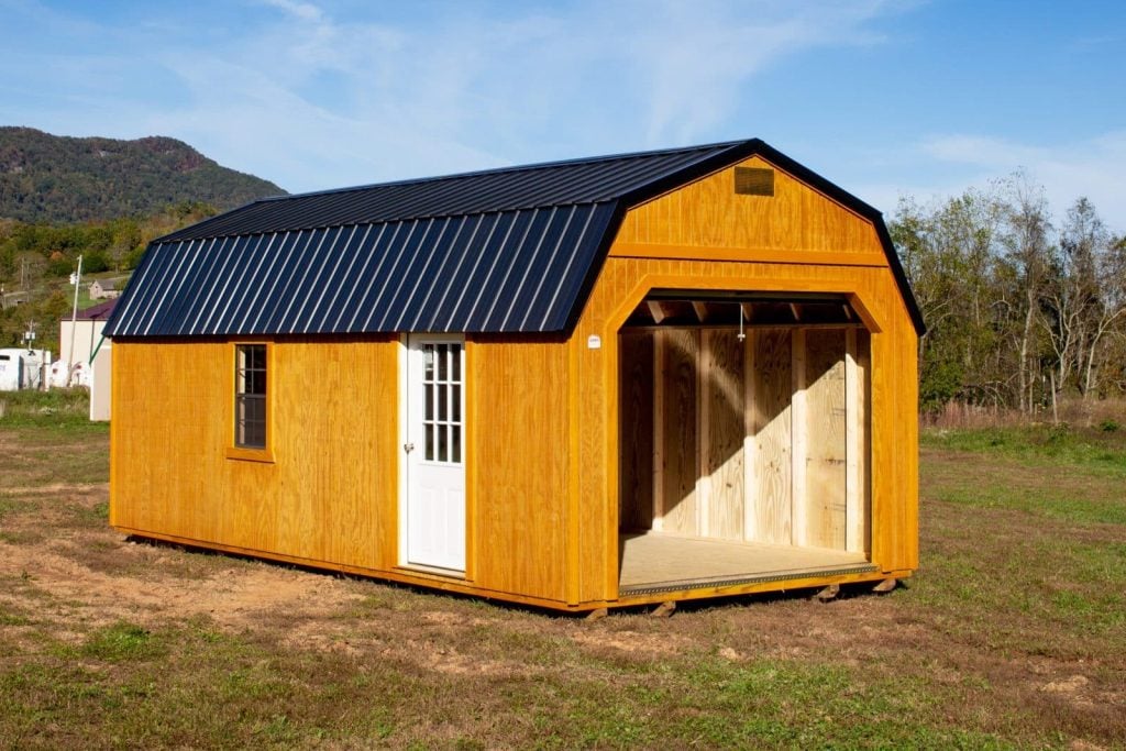 Classic Lofted Barns thumbnail 2