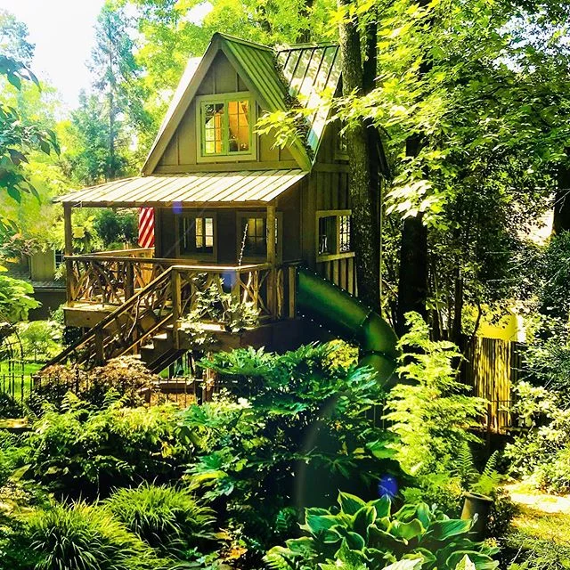 Custom Treehouses thumbnail 3