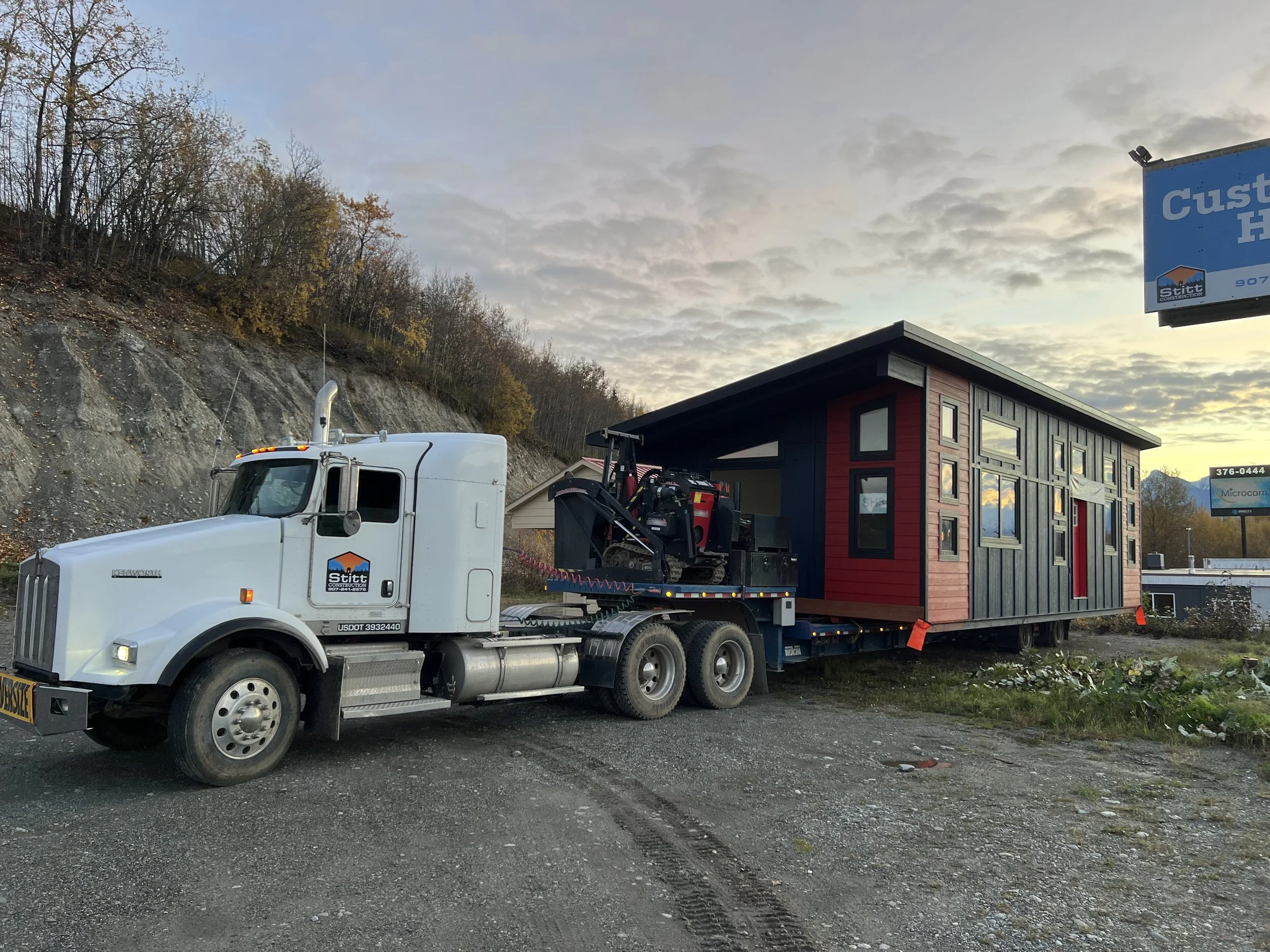 Custom Tiny Home thumbnail 2