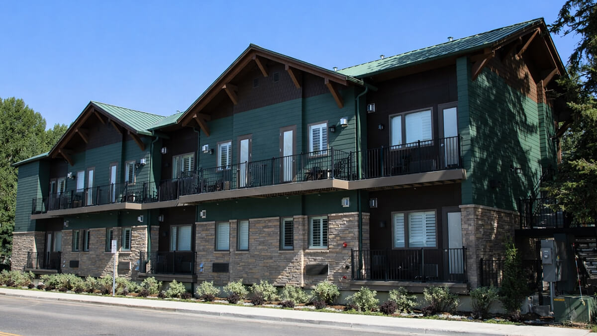 Hospitality & Lodging