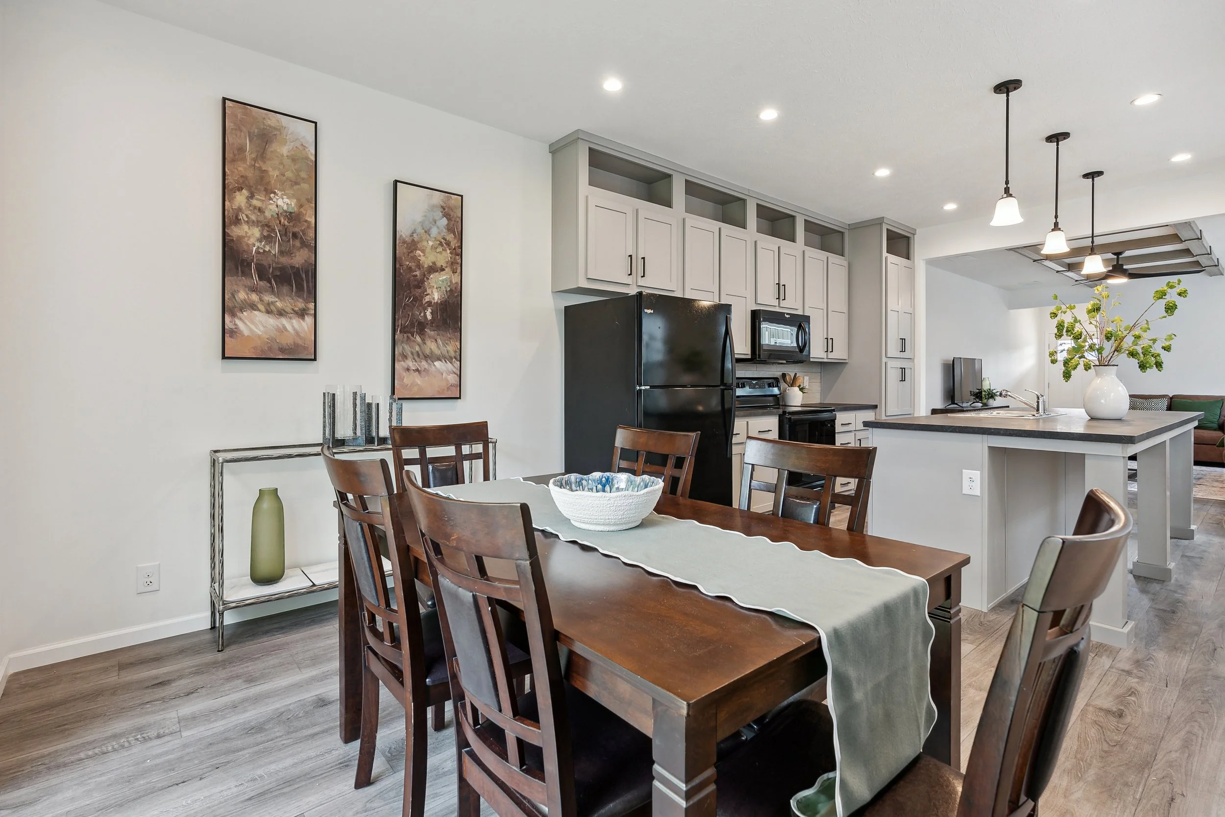 Cascade Ranch SPEC Home thumbnail 2