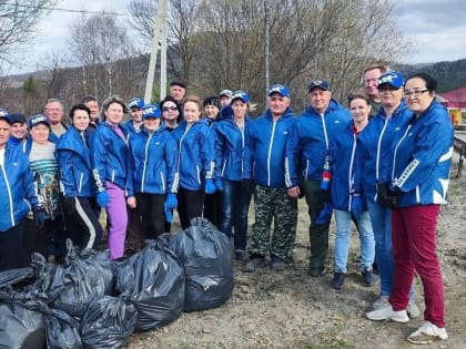 В Чое дали старт весенним субботникам