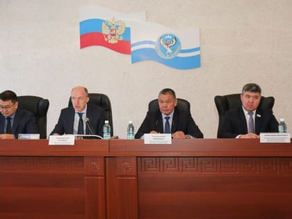 Олег Хорохордин встретился с жителями Онгудайского района