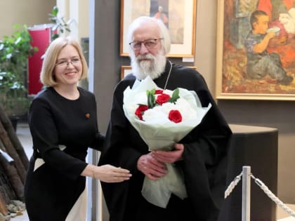Павел Богомолов: «Мир держится на любви»